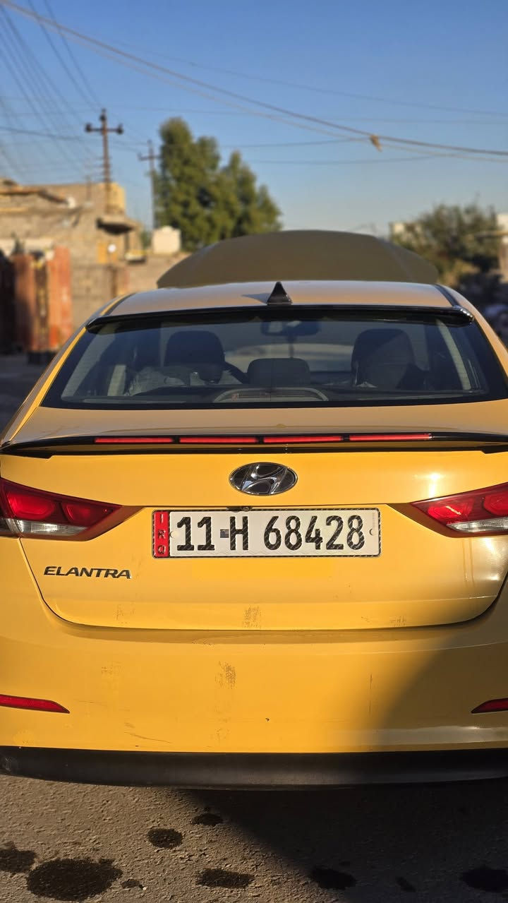 سلام عليكم النتره موديل 2018 داخله كلين فول مواصفات 1\1 سونارها مرفوق بل منشور بسامينا  السياره ثاني يوم تحويل مكانها بغداد الشعب مبدل مكينه جديده بعتهي داخله الثمان سعر السياره 135 وبيها مجال خابر ع رقم وتدلل ***********
