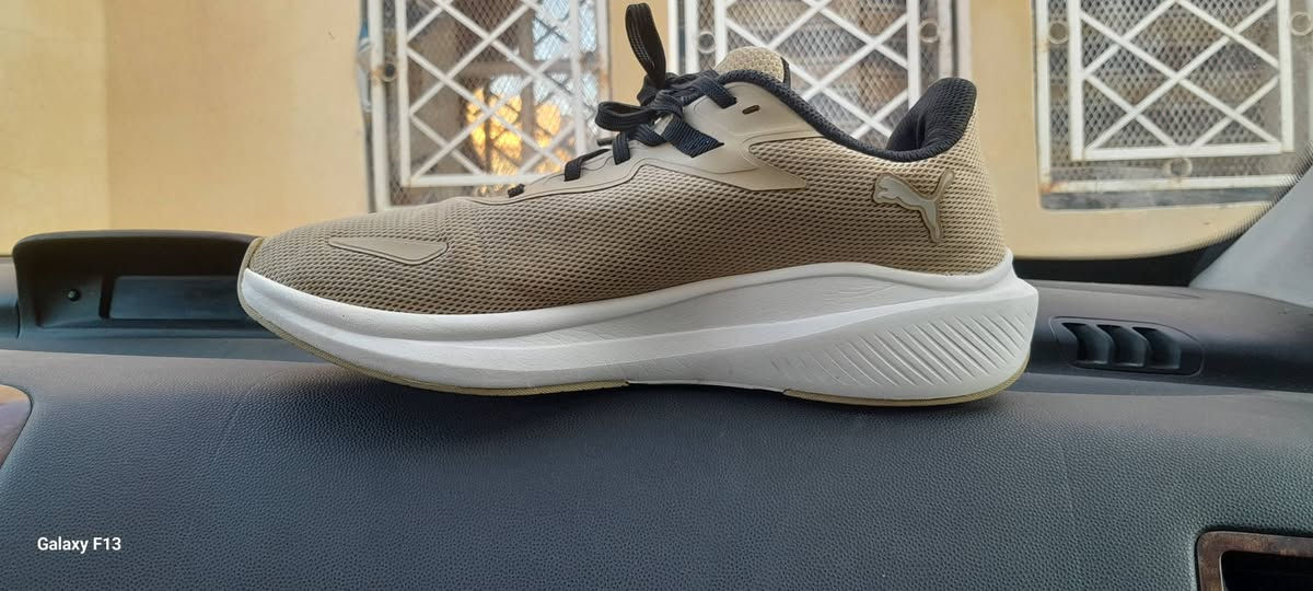 Puma skyrocket original  p 44.5
0779430054/0562769692.
التوصيل متوفر والدفع عند الاستلام


**إذا كنت صاحب هذا الإعلان وتريد حذفه لأي سبب، رجاءا أرسل رسالة إلى الدعم الفني**