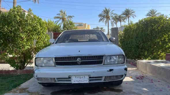 السلام عليكم 
من رخصه الادمن 
نيسان سدرك موديل ٩١
كير محرك  ملكه ٦سلندر 
شرط 
لا تنقيص ولا تبخير 
كهربائيات شغاله 
بيها وكاله عامه ام الباركود 
جامه اماميه جديده
تايرات بحاله جيده
………… 
عيبها  
بس بيها صوت بل درايم شفت الخلفي
سعرها ١٥ وبيها مجال حك الجيه 
مكاني صلاح الدين قضاء الضلوعيه 
***********
