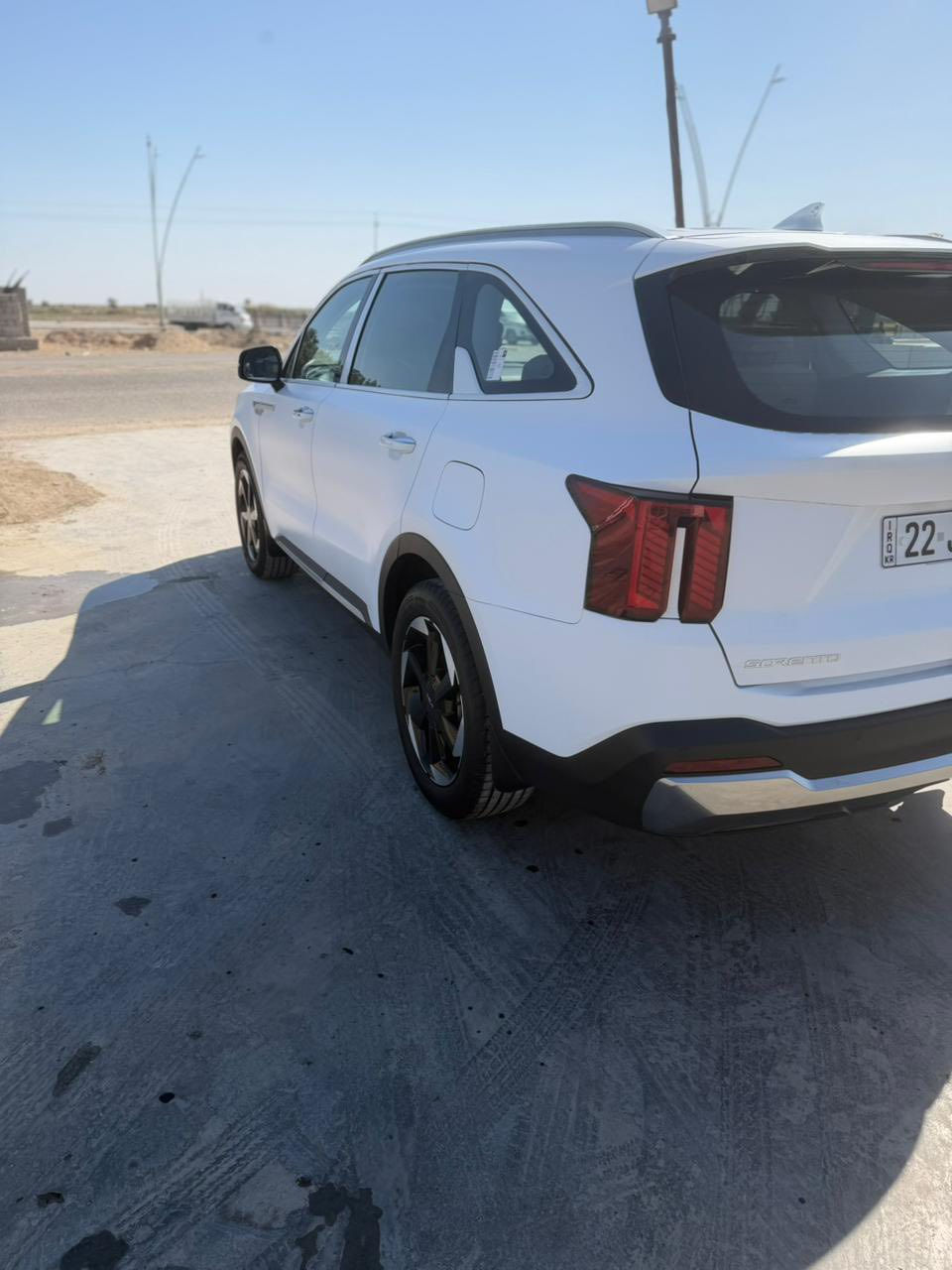 سورنتو 2025 مراوس بمارسيدس
6سلندر 
ماشيه 30 الف 
مكفوله حته من رصعه  جاهزه مغلفه من داخل والخارج 
***********
***********
