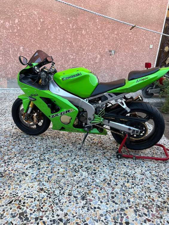 سلام عليكم
كاوسي 636 2004- ماشية 11الالف دراجة صارلهة 15يوم من نازلة من الحاوية  مكفولة كفالة عامة من البرغي بحالة الوكالة السعر 37 ورقة الاستفسار *********** مكان بغداد الشعب 
المنشور للي يدورة وكالة وجديد
