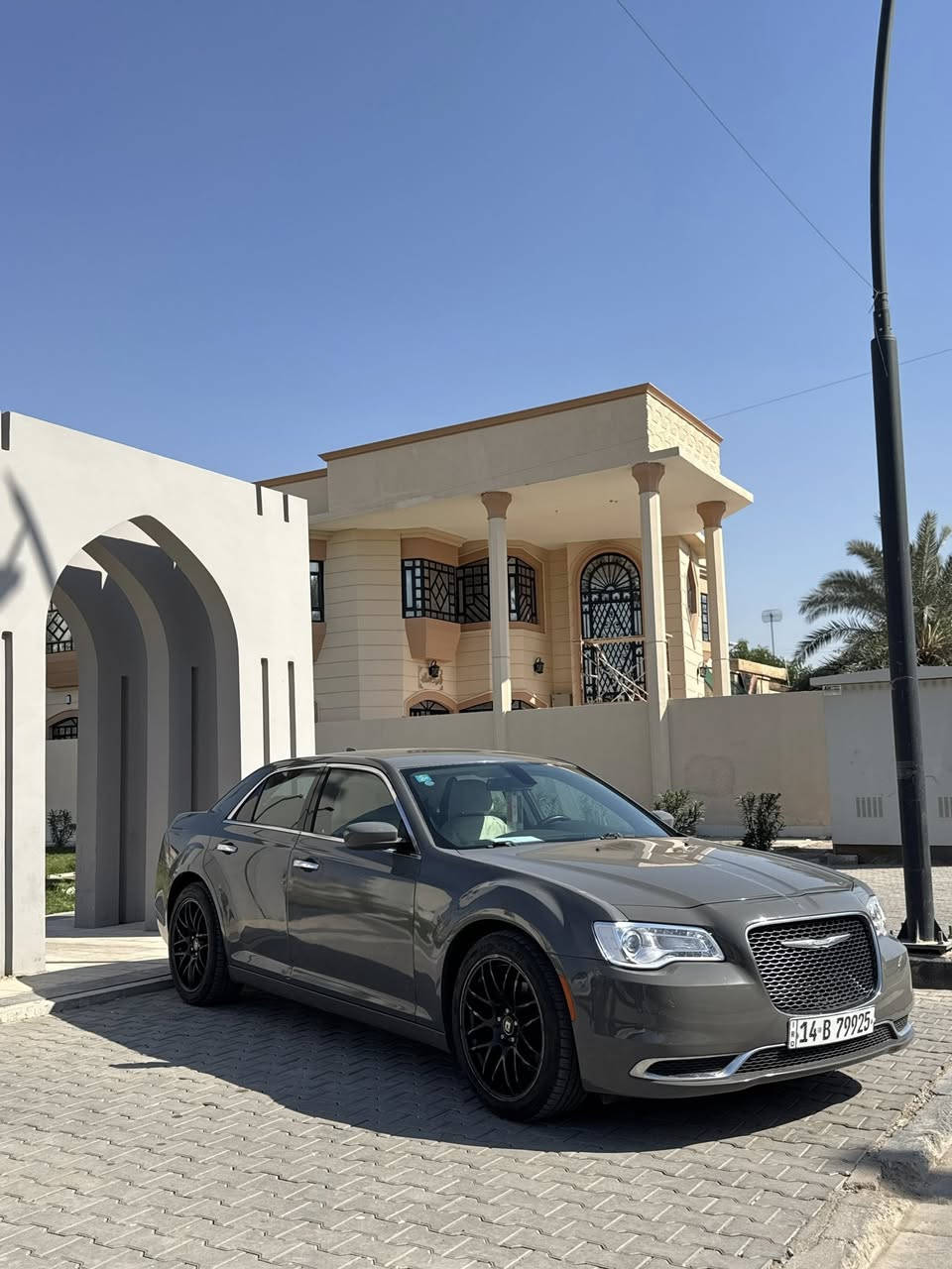 السلام عليكم اوباما مديل2017 كتاب ضباط رقم بصره تحويل سياره جديده بعنى الكلمه لون مميز إسمنتي ماشيه 120 م السياره بدون حادث فقط صبغ اثر شخوط صوره السياره وهيه عند السمكري بالمنشور عد كدهن صبغت فقط السعر 235 وبيها مجال للشراي
للاستفسار ***********
