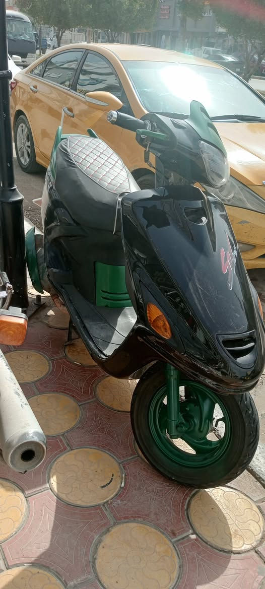 سلام عليكم دراجه فراشه لبيع مكفوره مكينه مامفتوحه كهربائيات كله شغاله دراجه مامتعوبه سعر 600بيه مجال ***********
