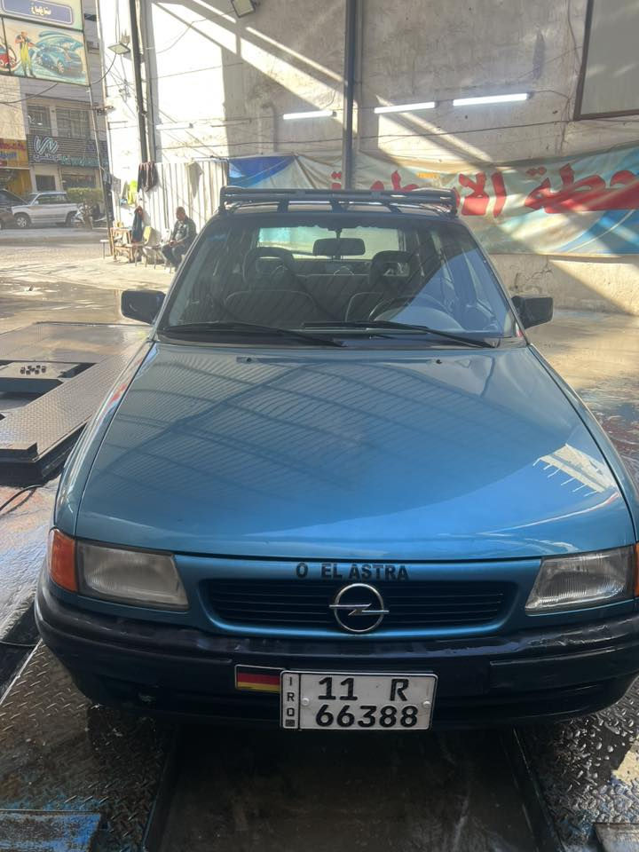 استرا موديل 1993 جديده احلى من الصورللتًواصل ***********
