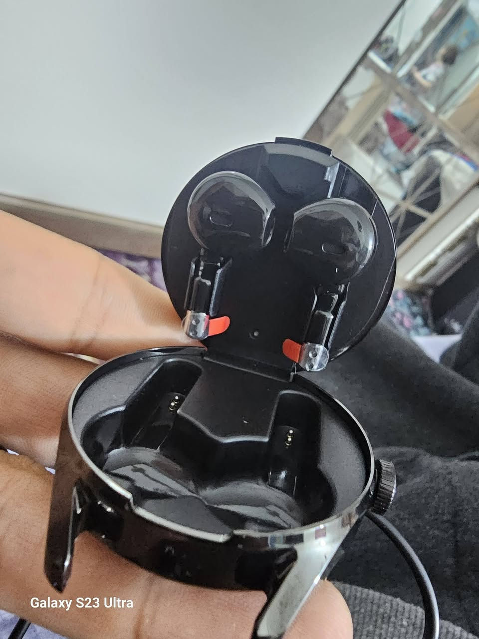 ساعه سمارت مميزه اتصال وتدعم لغه عربيه مع ايربود مدمج جديد غير مستخدم


**إذا كنت صاحب هذا الإعلان وتريد حذفه لأي سبب، رجاءا أرسل رسالة إلى الدعم الفني**