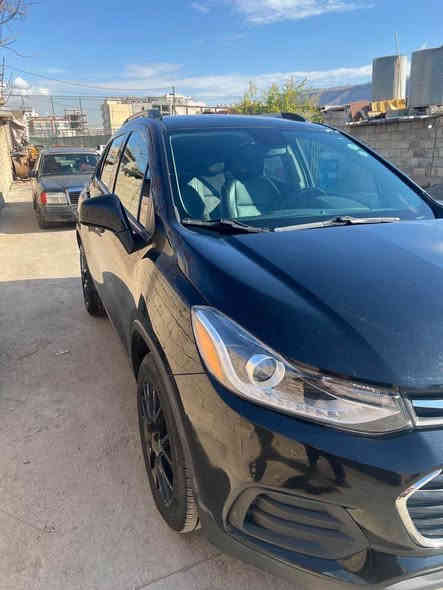 شوفرلئت تراکس ٢٠٢١
فول ماسفات سنوی رقم جدید 
بس واحد قطعة صبخ
سعر ١١٨ مجال
مكان سيارة محافظة دهوك
كورك واتس اب موجود *********** دهوك
