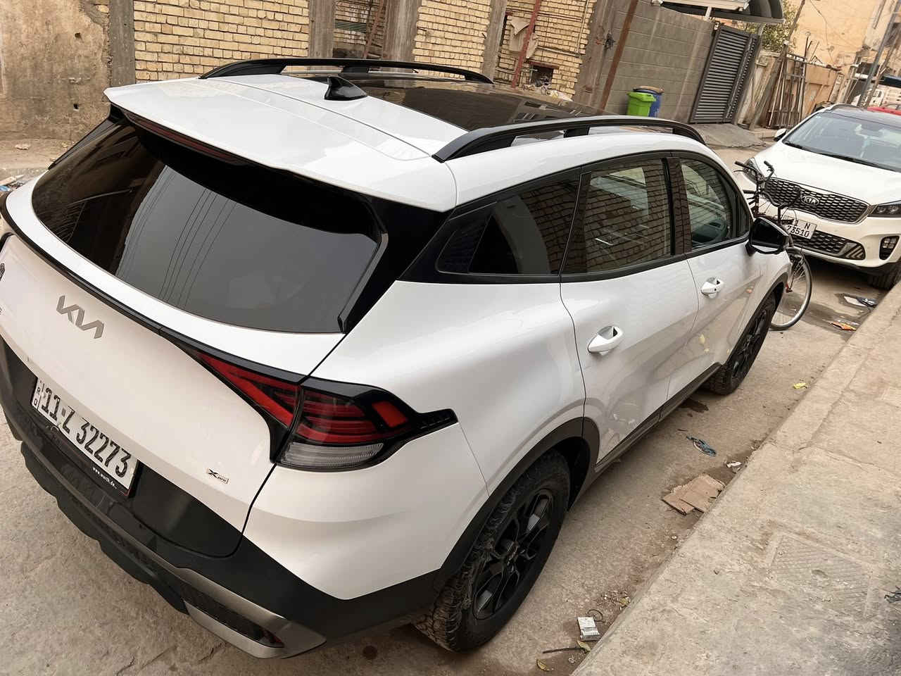 سبورتج ٢٣اكس برو  برستيج فوووول مواصفات ١/١
السيارة جديدة بمعنى الكلمة 
ماشية ٢٤
رقم بغداد حادثها جاملغ فقط صور الحادث مرفقة بالمنشور
سعرها ٢٣٠$ وبيها مجال 
***********
