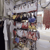 محل لبيع عدم التفرغ.07723642400