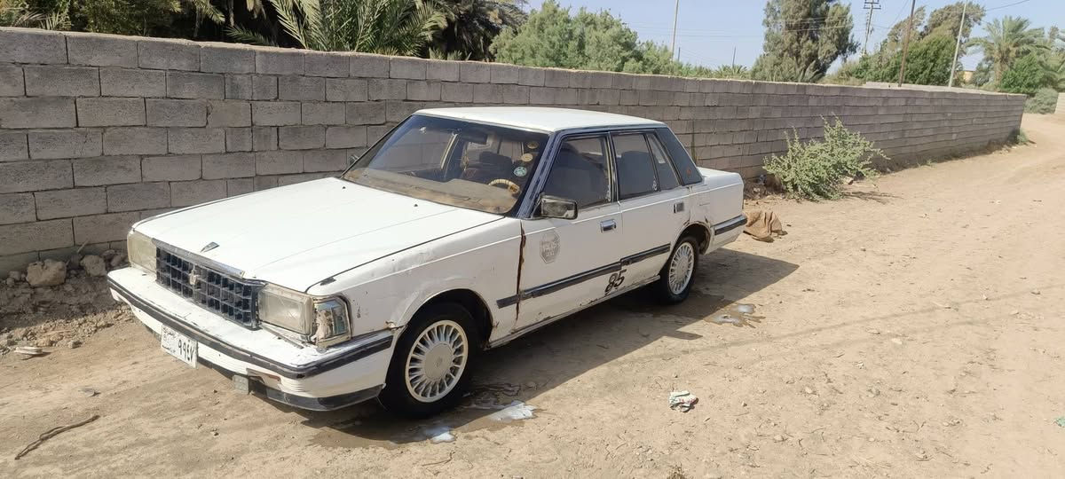 السلام عليكم سوبر مديل 85 سياره جاهزه  مكينه وكير تخم تاير  ويل بطه جديد سياره خير من الله  دواخل نضيفج  مكينتها 2500 ديلكو  مكينه وكير شرط لا تنقيص ولا تبخير   وترهم مراوس نزل شعندك سياره    السعر 23 وبيها مجال قليل حك الجيه   الرقم ‏‪***********‬‏

