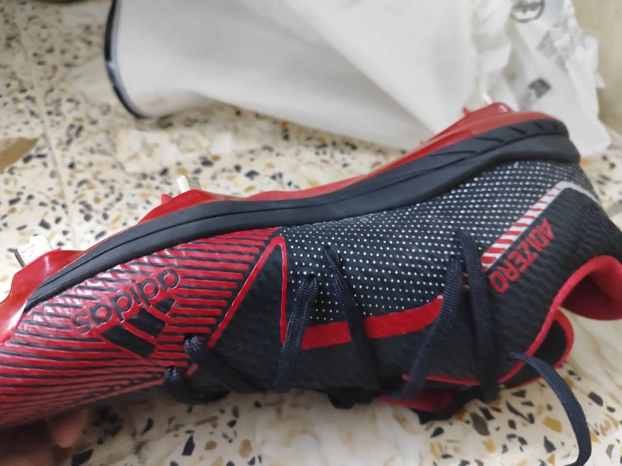 حذاء أديداس الصناعة المانيا جديد ما مستعمل بالجيس للسعر التواصل على الخاص مشتري من اديداس في المانيا


**إذا كنت صاحب هذا الإعلان وتريد حذفه لأي سبب، رجاءا أرسل رسالة إلى الدعم الفني**