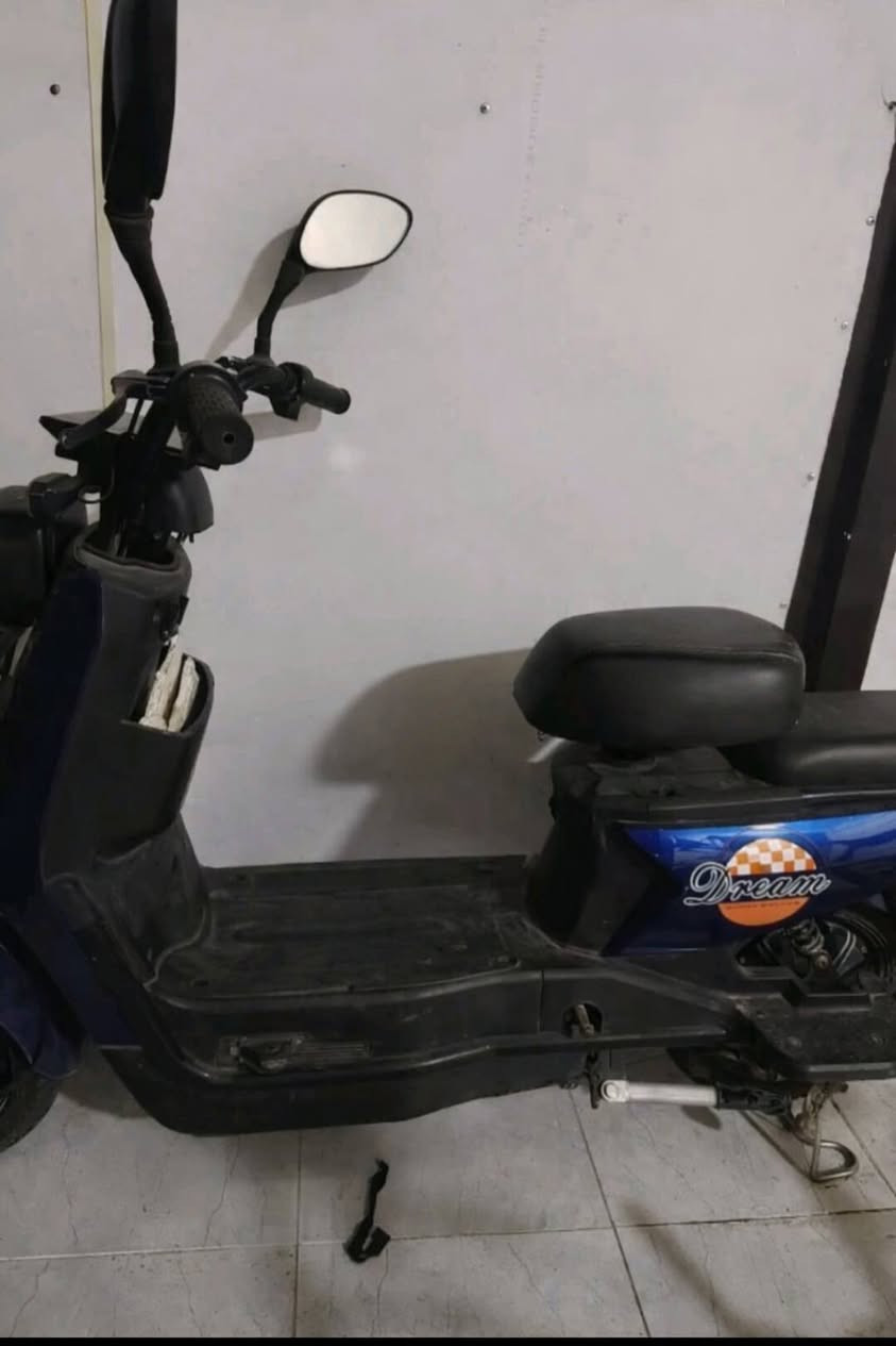 دراجه شحن نضيفه ما مستخدمه هواي بس عوزهه بطاريات لان نتركت سعره ٢٠٠


**إذا كنت صاحب هذا الإعلان وتريد حذفه لأي سبب، رجاءا أرسل رسالة إلى الدعم الفني**