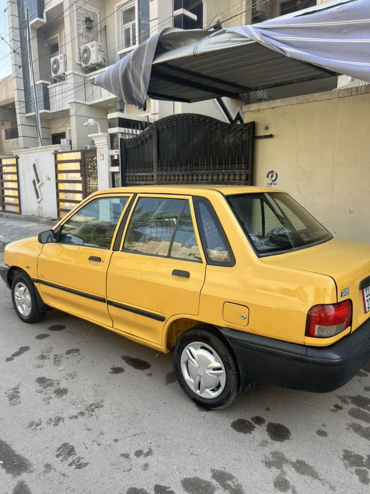 سلام عليكم
سايبة 2011 للبيع رقم بغداد الدولي الجديد السيارة هيأة و سنوية مصفرة السيارة حلوة و جاهزة كبل للشارع مكينته حلوة كيره زين مشط ستيرن و بور جديد منضومة تبريد جديدة دواخله حلوه السيارة مصروف عليه رايده ب33 وبيه مجال شي بسيط مكاني بغداد الغزالية
رقمي بي واتساب.  ***********
