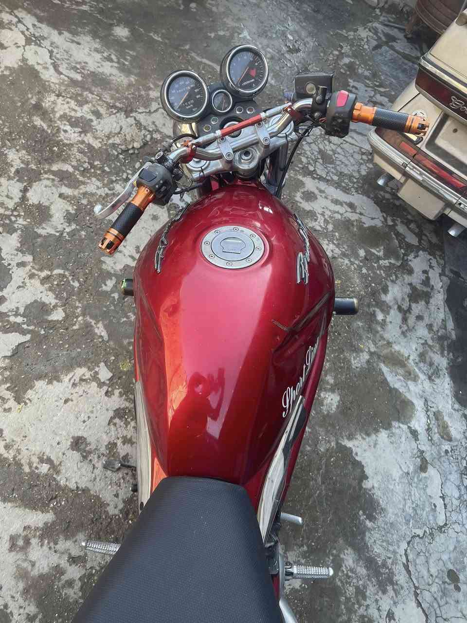 سلام عليكم دراجة سازركي باندة ربع الدراجة مكفولة كفالة عامة للبيع مكاني بغداد الشعلة رايدهة اب 1200 رقمي واتساب ***********
