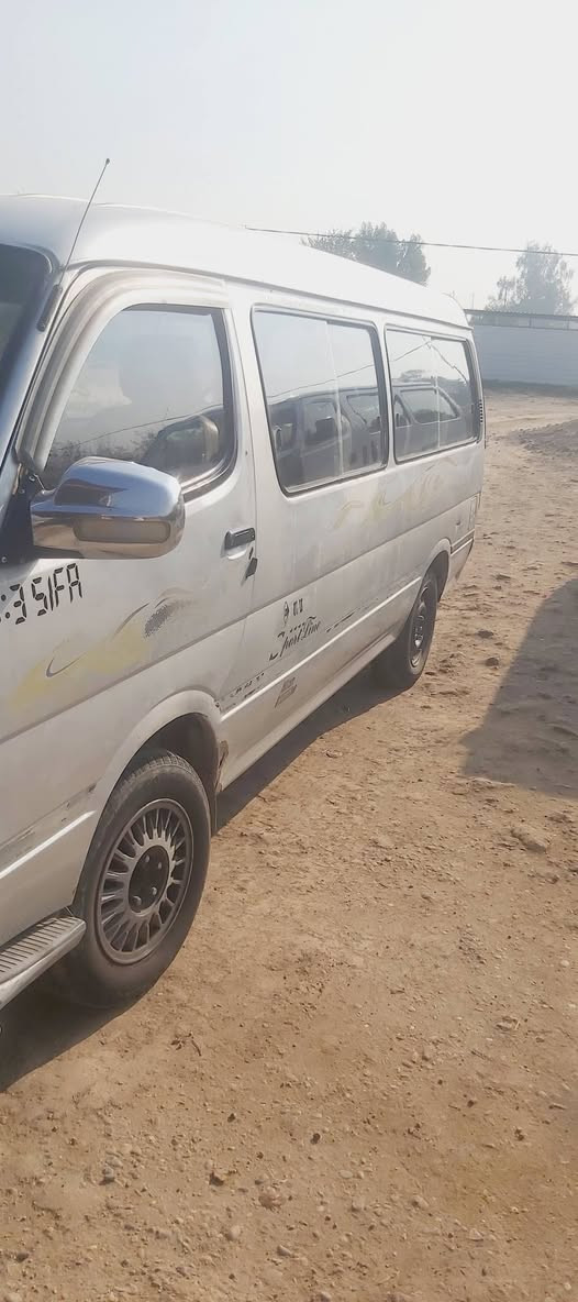 السلام عليكم فتون  2011 رقم احمر  بغداد السياره بيه ضربه مثل مابين بل صوره بل بجم بصيطه وراجعه عل بارد السياره مكينه 3 واي ياباني خير من الله تبريد 3قطع شغال دوشمه خير من الله نضيفه ول سياره بسمي السعر 55وبيه مجال ولاتواجد عل فيس ***********
