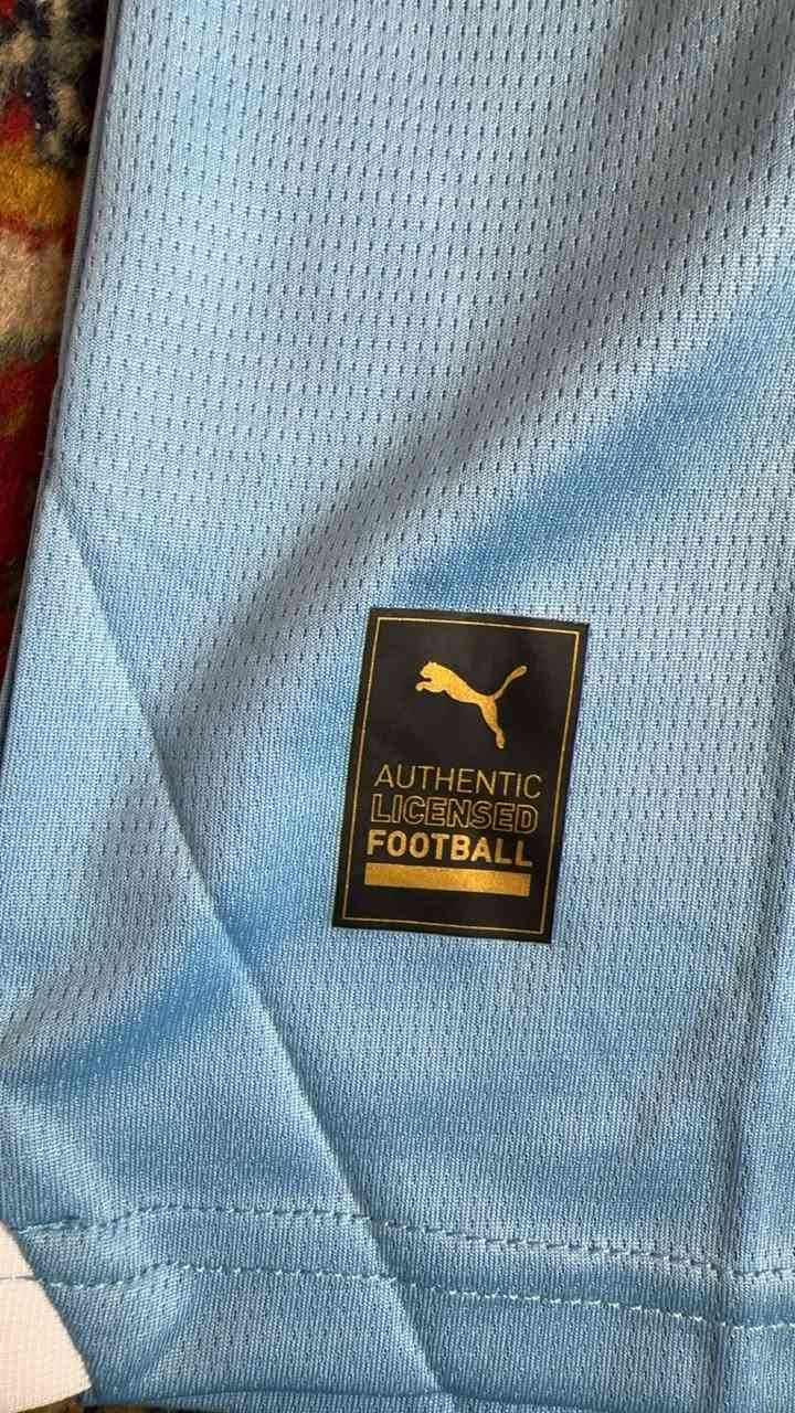 دريسات كلهن اصلي وكاله شركة نايك واديداس وامبرو 
الواحد 15 ثنين 25 يوجد توصيل جميع المحافظات 
مكاني بغداد الغدير ساحة نيسلون
***********
