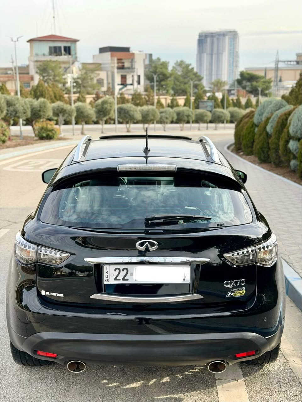 NISSAN INFINITI QX70  2017 LIMITED

نيسان انفنيتي ليمتدد  ٢٠١٧

سعر مناسب مستحيل نظافه بي هيج سعر ١٦٨ ورقه مجال

ملاحظه : سياره قطعتين بس كلير بعد شخت باردحتي رصعه مابيها بشرت سونر موجود سياره جديدا١٠٠/١٠٠ 

فول فول مواصفات
سلايد
٦سلندر تنفس تبيعي
دواغل اللونين اسود او كريمي
كشن جلد و كاربا
كشن خزن وتدفية و تبريد
فور ويل 4X4 
شاشه و ٥ كاميرا
رادار امامي خلفي ورادار شارع
تحكمات ستيرن
ماشي ١٧٠ الف كم
بعد مواصفات انفنيتي معروفه ..........
سياره كلين تايتل مابي حادث ولا ارباك مابي شي بس بي العراق قطعتين كلير باب سايق او بونيت بدون دواغل بدون ارباك بس كلير بي سبب شخت بسيط و بعد صابغين 

گير محرك تاقم صدر تبريد تدفيه كله بشرت محرك مامفتوح

سنوي رقم جديد بي اسمي سياره تحويل مباشر 

سعر سياره مناسب  ١٦٨ ورقه بيها مجال 

مكان سليماني 

***********
***********
___________________________________________
NISSAN INFNITI QX70 LIMITED  2017
فول فول مواصفات 
سلايد
٦بستون بى توربو
ناو دوو ره نك ره ش و كريمى
كوشن جلدوكوشن كاره با
كوشن ساردو گه رم و خزن
ده بل اكسل 4x4
شاشه و ٥ كاميرا
رادا رو خه تى جاده بيش و دوا رادار
حاسه ى بيش و دوا
سوكان فرليوم و تحديد سرعه
١٧٠ هه زار كم روشتوه
له گه ل زوور مواصفاتى تر............

سه ياره كه كلين تايتل داغل بووه ليره دوو بارجه ى بووه به بوياغ بى ناوكرتن بى ارباك حاديثه ى نيه بى ئه وو دوو بارجه يه سه ياره كه شخت و ساردوو جاليشى نيه به شه رتى سونر

گيرو مه كينه و تاقم بيش و ته بريدساردو گه رم به شه رت 

سه نه وى ره قه مى تازه يه به ناو خومانه ته حويل به شه رت

سعر ١٦٨ ورقه و مجال 

شوين سليمانى 

***********
*********** السليمانية, العراق
