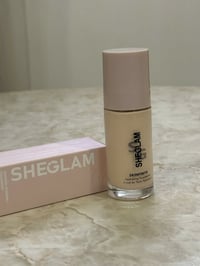 طقم مكياج • ٣٥ قطعة • توصيل مجاني