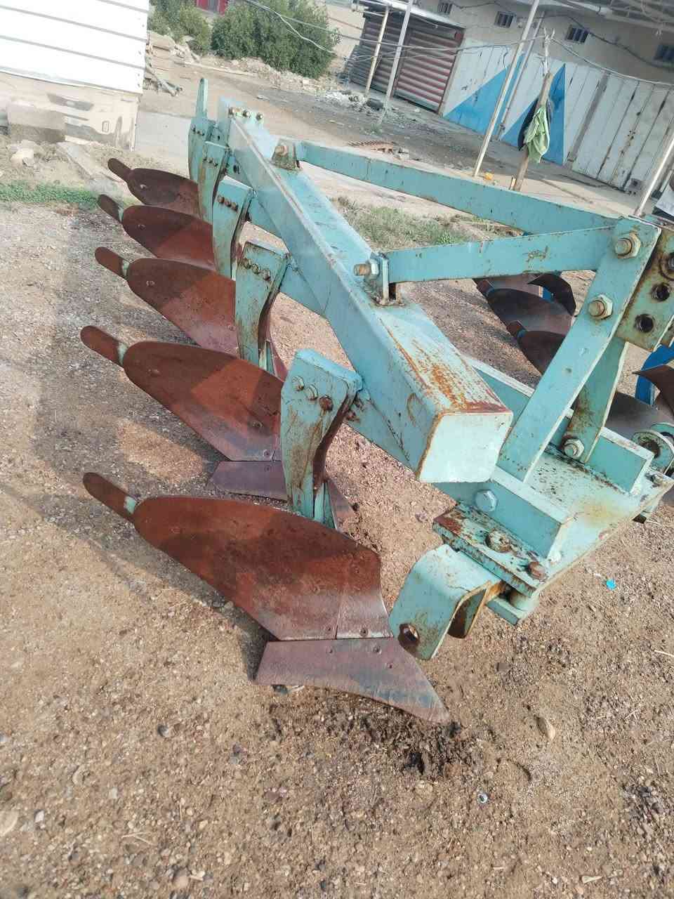 السلام عليكم 
للبيع فدان ناردي خماسي جاهز للعمل العنوان واسط النعمانية 
***********
***********
