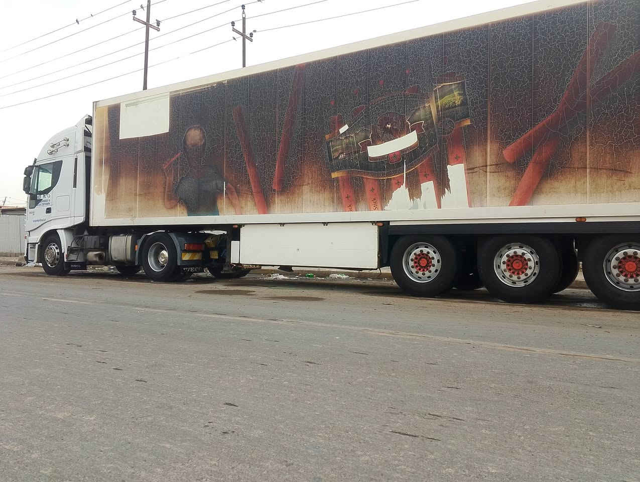 سلام عليكم   بس العربانه براد شمتز موديل 2006البراد جاهز للعمل هاذه علان ينشلع سمك 5ثلاجه ومطبخ تخم دسكات بوش جدد جهاز اسبيثري شاشه ربع غاز 134شرط تنزيل صفر يجيب صندوك عبار باتري جديد دينمو جديد سلف جديد اضافت راديتر سايبه انسه الحماوه خير من الله العربانه جاهزه زوج تاير بعدني سفرتين طالع عليهن مكاني ناصريه الشراي يخابر ولا تكلي امسح المنشور وجايك ***********والي ماعنده رصيد يرمش عليه سعر خاص
