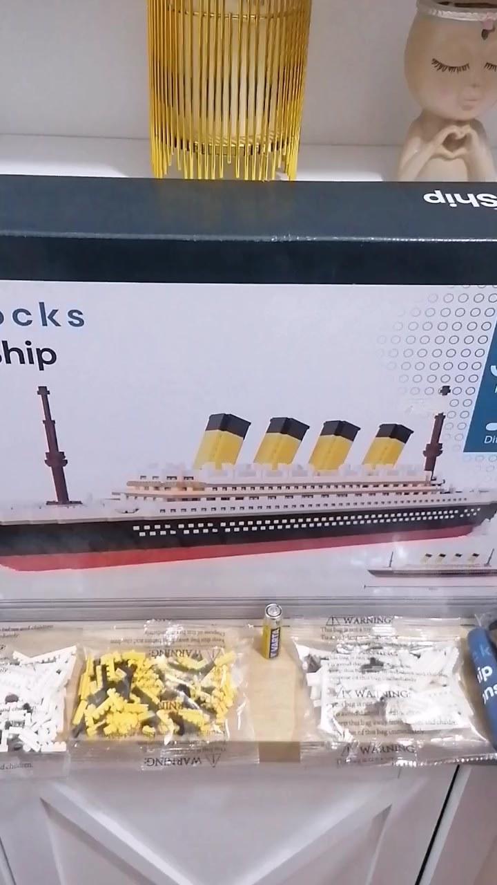 ليكو ( ميني بلوك) 3514 قطعة (18 كيس +كيس القواعد + الكتلوك) جديدة ماركة انكو / أستراليا


**إذا كنت صاحب هذا الإعلان وتريد حذفه لأي سبب، رجاءا أرسل رسالة إلى الدعم الفني**