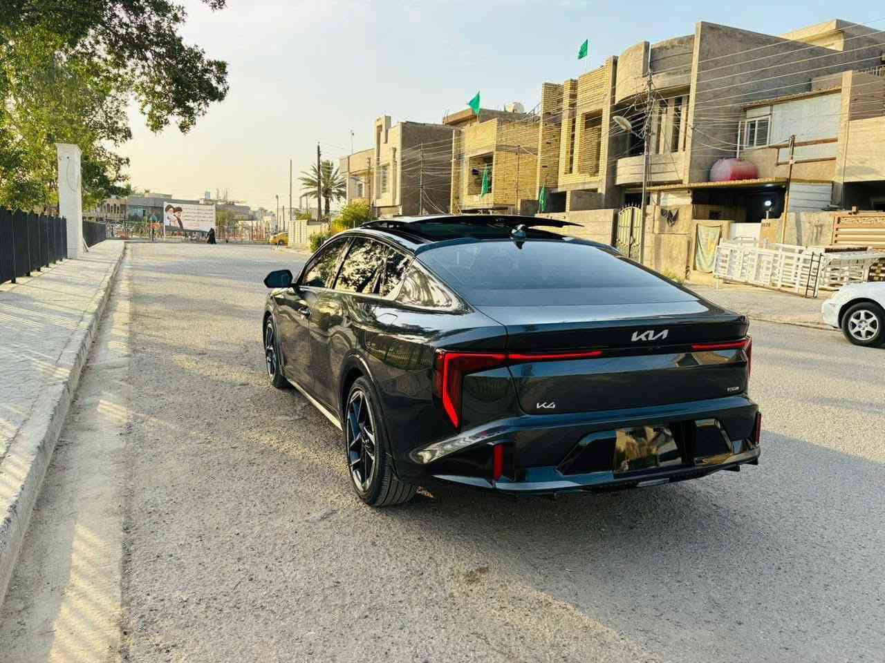 السلام عليكم  GT Lite K4 لون مميز فيلي ميتاليك متغير دخول جديد منفيست باسمي فحص مؤقت السيارة حادثها سطحي جاملغ وبنيد مبدلات 
شاصي لغد تبريد راديترات مكفول شركة ماشية 12 الف ايرباك دركة

المواصفات

محرك 2000 دوش 

بنوراما

كشنات جلد ومخمل

كشنات حضن مختمة GT 

كشنات كهرباء

 شفتات بالستيرن 

تبريد لمس بالشاشة

بصمة

تشغيل عن بعد

ترحيب

اشاير بالمري

البيبان لونين

شاشة دجتل متصل

دخول ذكي

بكلايتات لد

دوس رياضيه

انارة داخلية لمس

تبريد منفصل مناخين

شاشة جبيرة  

سايد بريك كهرباء

اوتو هولد

سستم صوت

كامرة دوارة

بصمة صندوك

سايد بريك كهرباء

اوتو هولد

داخل لونين

ويل كب 18

رادار امامي

لايت 3 عدسات

رادار خلفي

رادار جانبي

تدفئة كشنات

ويل كب 18

تدفئة ستيرن

لد امامي

تحديد مسار

قيادة ذاتية

توقف ذاتي 

تنبيه عند مغادرة المسار

اوتو ستوب

كروس سرعة

وضعيات قيادة

وبعد هواي مواصفات بيها

سيارة جاهزة وكاملة بدون نقص

السعر 158 وبيها مجال بسيط

مكاني بغداد حي العامل ***********

