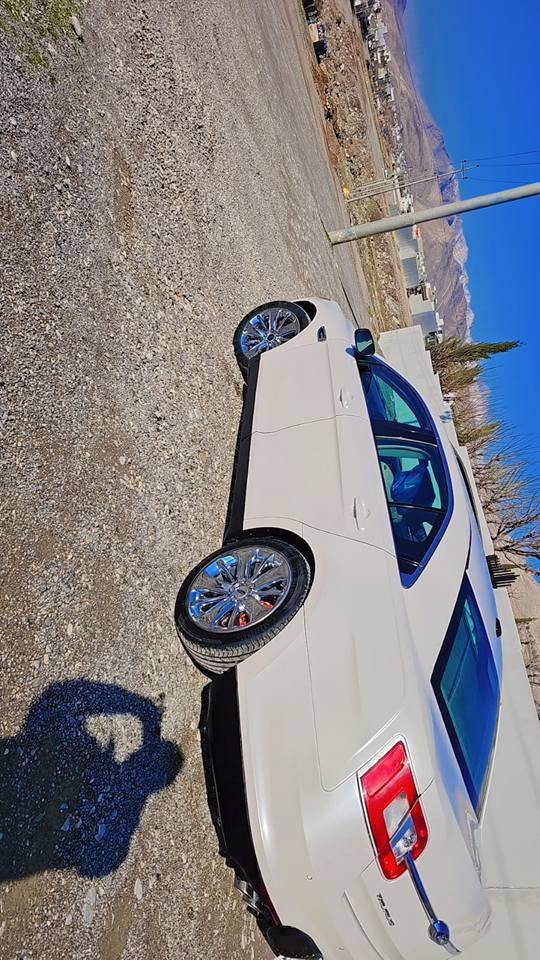 فۆرت تاورس 2011 شەریکەی نیڤا  لیمیتید فول مواسەفات دوو پارچە بۆیاغ گێڕو مەکینەو توندو تۆڵی بە شەرت ڕەنگی سەدەفی نرخی 108 گەڵاو کەمێک مەجال. *********** رانية, السليمانية
