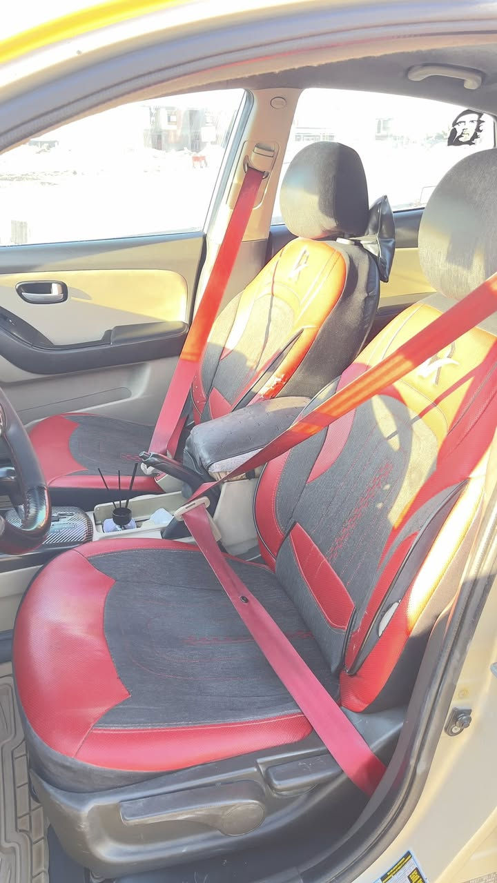 السلام عليكم النترا امريكي موديل 2010 حادث امريكا جاملغ خلفي عكس السائق ومبدل بنيد بيها منضومة غاز السياره معمره جديد مكفوله من الشخط محرك وكير جدد منضومة تبريد بالكامل جديده صدر جديد البارحه بدلته ومشط ستيرن بدلته ودرايم شفت جديد تخم تاير جديد ويل مصبوغ جديد السياره شوفت عينك جاهزه من كل النواحي ماتصرف ربع دوشمه كلشي جاهز بيها السعر 93 وبيها مجال اشويه للشراي 
عنواني بغداد - الدوره
للتواصل / ***********
