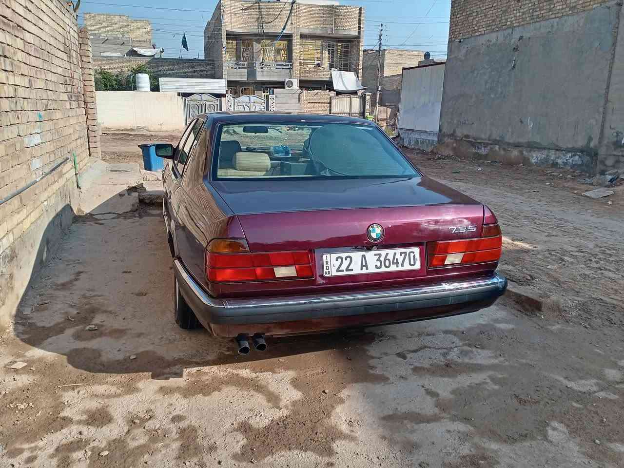 السلام عليكم ٩١ اصل ٣٠ مفتوح بيه ٣٥ حاويه هيه والرفلو ابلادي كير عادي ابلادي مو تحوير 
كير جاترك ٢٦٠
اكسل ٣،١٥
غرفه جديده
تبريد
تخم خليه بب سي ١٦ وتخم تاير
بسمي هزه جديده
السعر ٦٠
بغداد ***********
