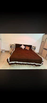 للبيع مستخدم اسبوع ٦ قطع جديدة تكمه مو طكاكي عنًوان بغداد جميله ٠٧٧٣٢٤...