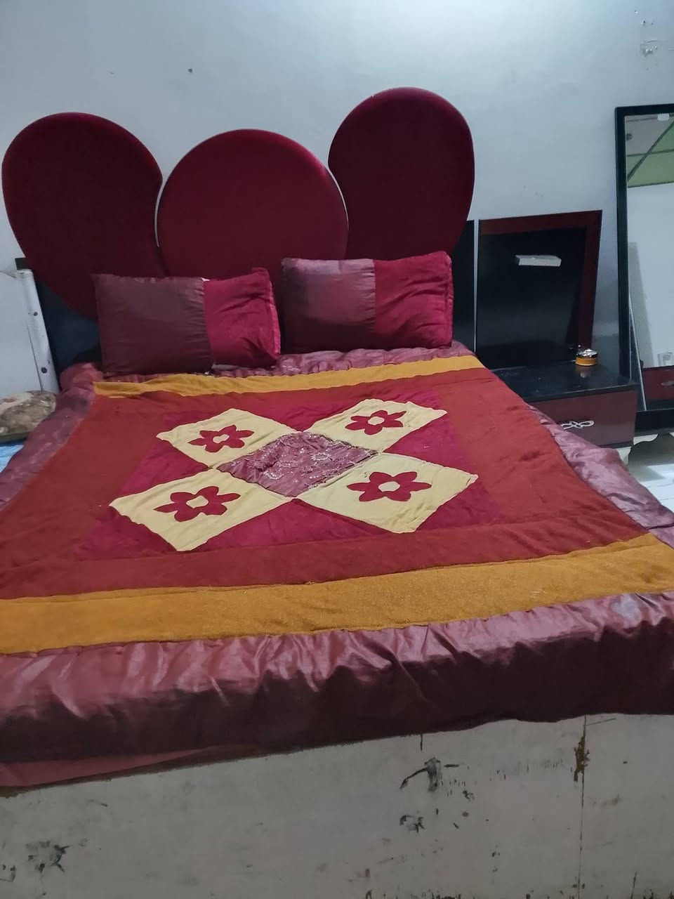 غرفه تركيه ٦قطع 325بيه مجال


**إذا كنت صاحب هذا الإعلان وتريد حذفه لأي سبب، رجاءا أرسل رسالة إلى الدعم الفني**