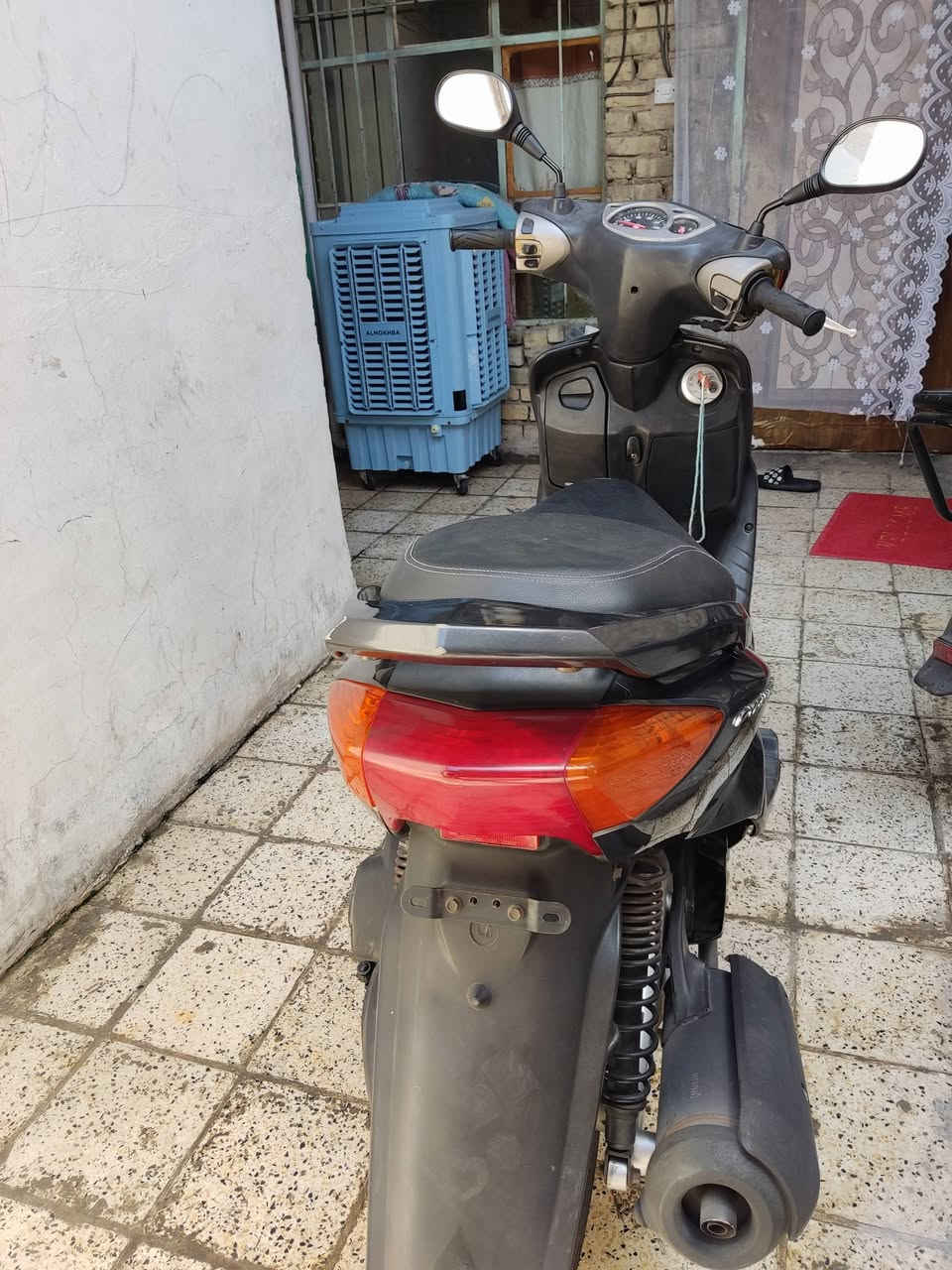 سكنس نثيه كابريتر ١١٠
كفالفه عامه 

مال رنبه 

بيع مستعجل

***********
