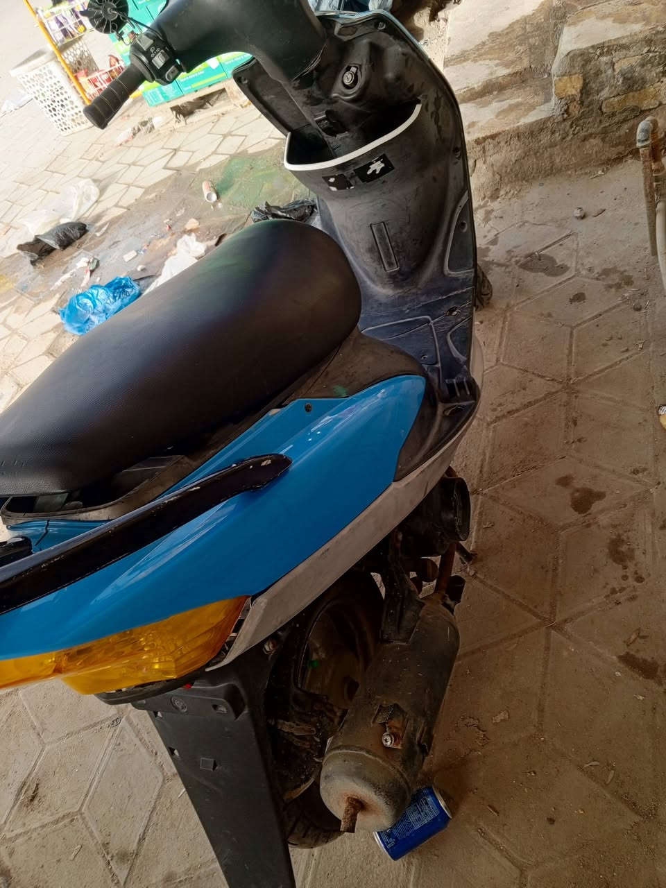 السلام عليكم دراجه ماكس عدله مامفتوحه  شغاله سلف هندر الدراجه  مكان ناصريه مركز الشرقيه شارع الجمعه سعر 700  للاستفسار التواصل الاتصال على الرقم واتساب ***********
