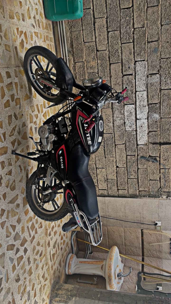 سلام عليكم جني بانده ساسوكي للبيع دراجه نظيفه ومرتبه محرك ممفتوح كير فول كلجات بريكات بك لايت كله جديد منظومت زنون شادلهة كشن مدوشم جديد دراجه مال جناي وصارف عليهة هواي نواقصهة عدادات متشتغل يرادلهن سيامه تبديل واشاير بس اما الباقي كامل باتري جديد سعر 550وبيهة مجال حك جيه لتكلي شبيهة مابيهة اقره زين وتعرف سعرهة 550وبي مجال رقم ***********مكاني صلاح دين قظاء دور

