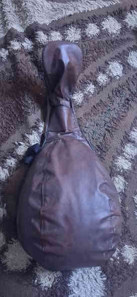 السلام عليكم عندي غراض موسيقية للبيع اورك يوماهة اصلي ب250 الف وبي مجال بصيط
عود عراقي محمد فاضل ب150الف وبي مجال بصيط
عود تركي اصلي 200 الف وبي مجال بصيط الي يحب يشتريهن يتصل على الرقم ***********
