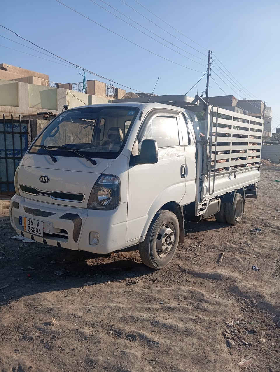 السلام عليكم كيه فحل للبيع موديل 17 محور تاير رقم قادسيه انجليزي سعره 135 السياره كفاله
***********
