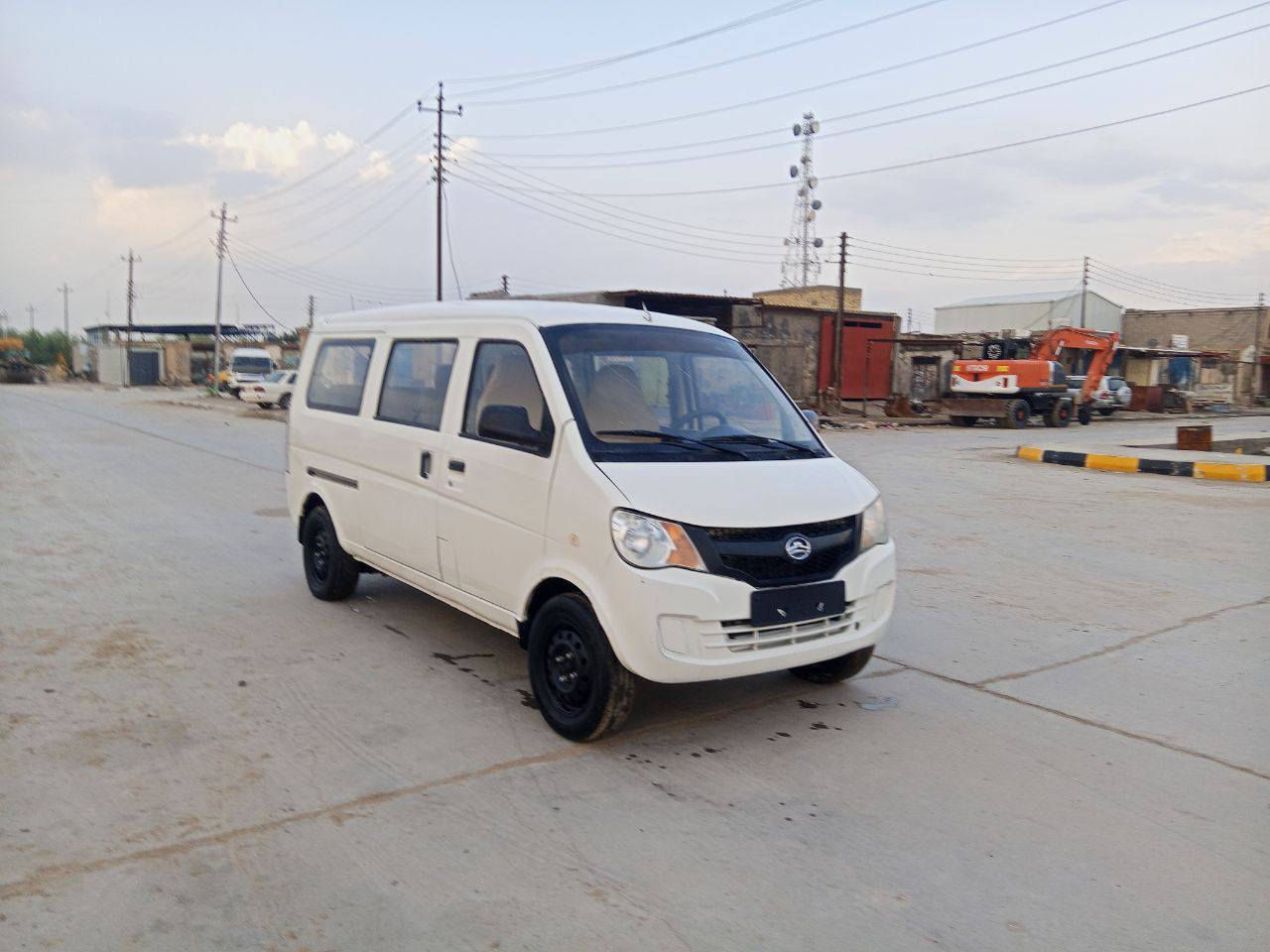 للبيع ليفان  موديل 2014  (مزاد وزراة الداخلية) بيه كتاب مزايدة تمشي بيه  وين ماتريد سيارة جاهزه گير محرك حدادة  مكفولة من الضربة والگلبة صبغ عام  السعر 30وبيه مجال  المكان ذي قار الرفاعي ***********
