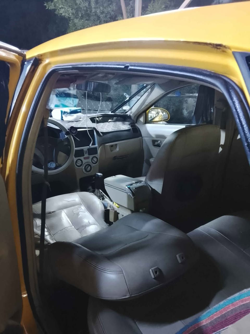 سلام عليكم شيري فلاوين 2 موديل 13 السيارة لحمدللة كاملة بسمي شرط تحويل ثاني يوم مصفر هيئة وغرمات الكير نعمة تبريد حدادية مكينة بس الصبح من اشغلة تبخر شوي السعر 30 وبيهة مجال حق الجية 

*********** البصرة, العراق
