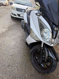 سيام للبيع حديث راديتر ستان حساس مال رنبة دراجة جديدة جدا  اي نقص مابي...