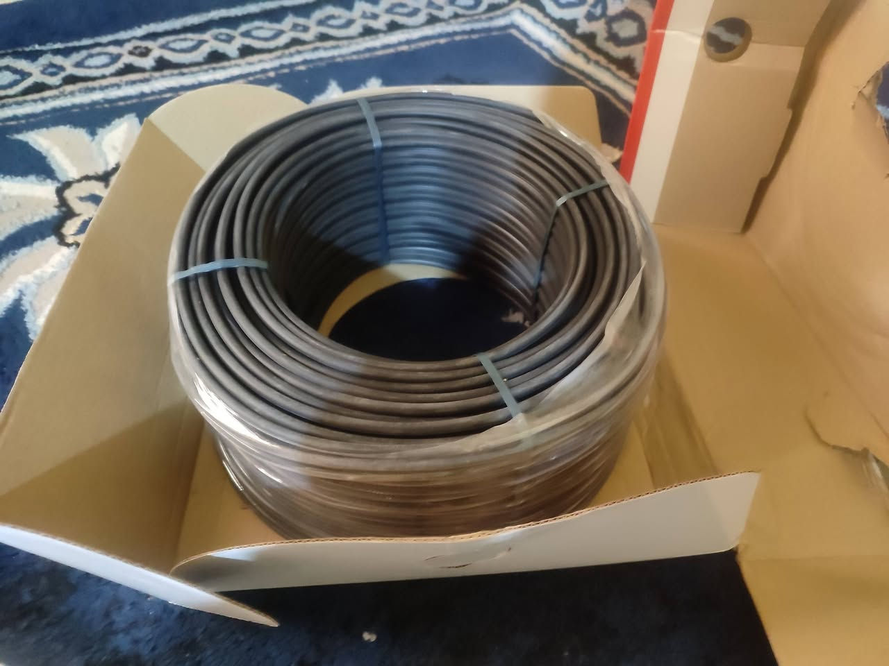 سلام عليكم كهربائيات لبيع مروحه شغاله شامي بوكس بلاستك ابو واحد 13 بوكس ابو ٣ عدد ١٥ واير سمنس ٢ونص لفه لد سقف ظاهري عدد ١٣ مكاني رفاعي ***********
