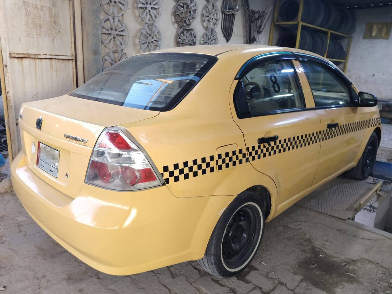 سلام عليكم افيو ٢٠١٠ خليجي مكينه مفتوح رقم نجف بأسمي مكفوله من صبغ وتبديل وافتح سياره حلوه وجاهزه مكينه كير حداديه تبريد خير من الله الأتصال *********** عنوان مشخاب
