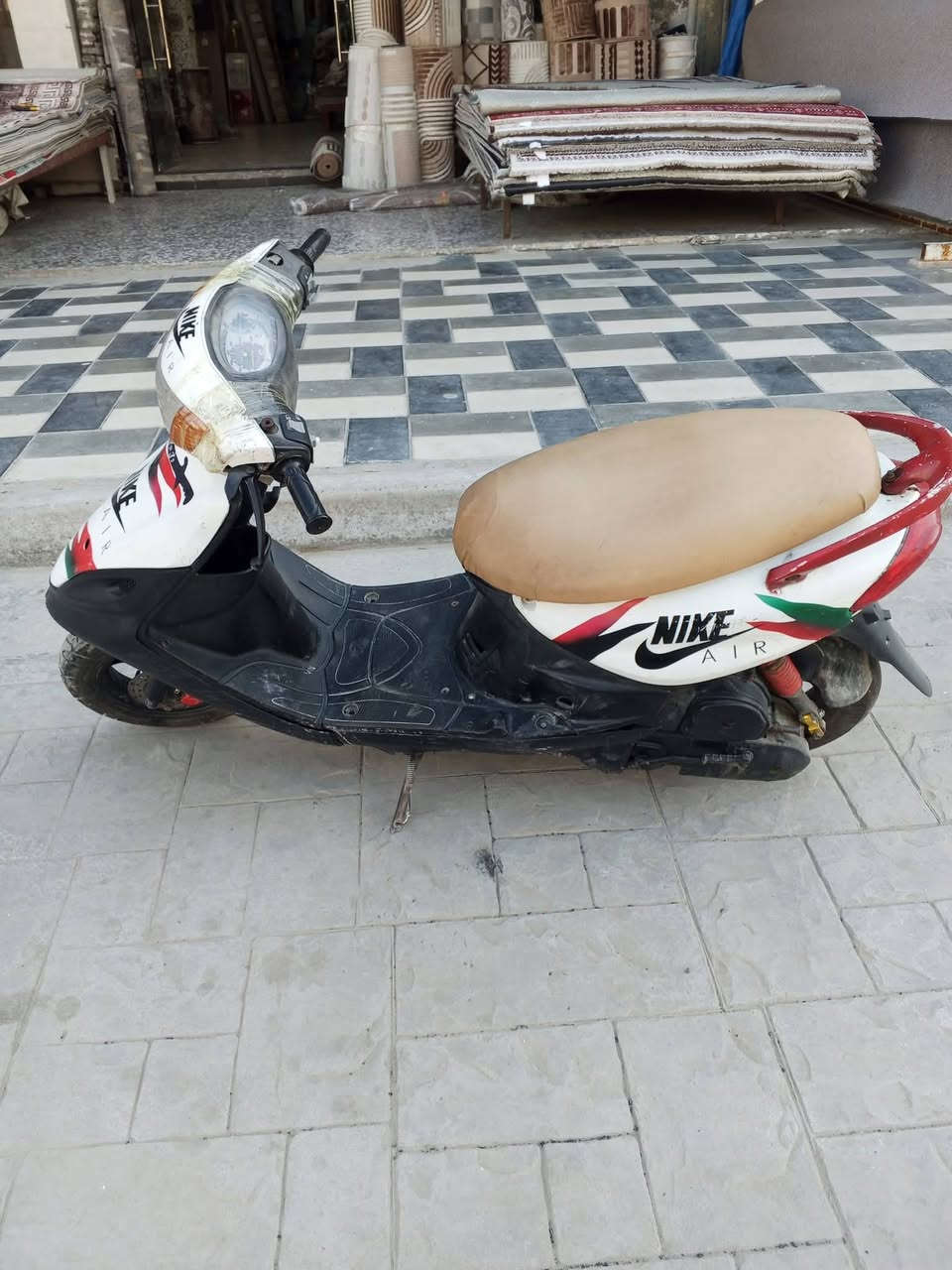 ***********
السلام عليكم دراجة ماكس قجمة 120 نظيفة بلادي السعر 250 الف بيها مجال مكان بغداد الشعب
