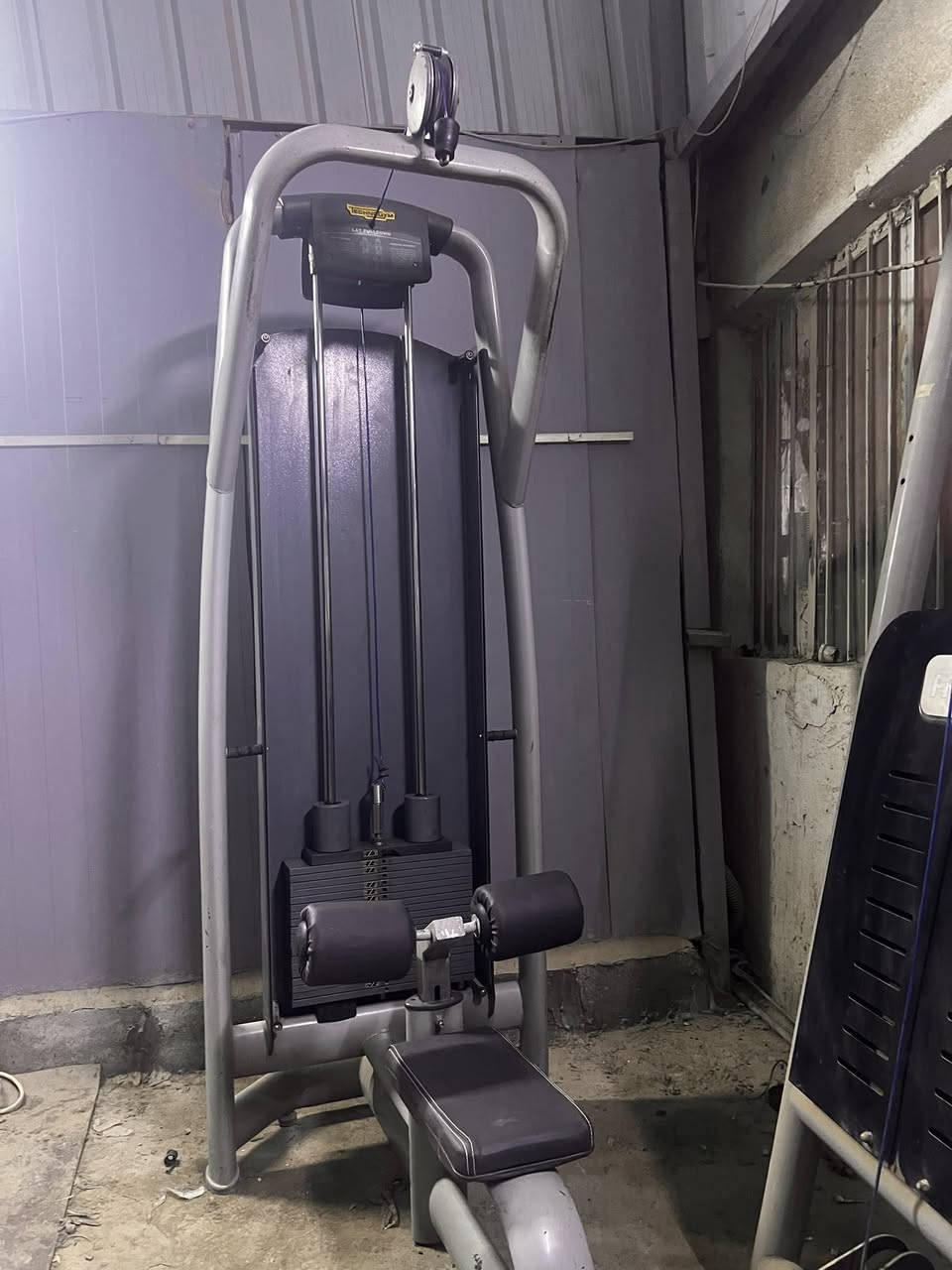 من رخصة اخويه الادمن 
سحب بكرة تكنو جيم نظيف جدا عالي الارتفاع السعر على الخاص نقل موجود 
*********** واتساب 
الكفر الأصلي مالته موجود تحياتي
