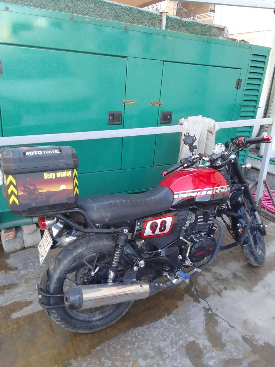 دراجة دايوان لاتيه اخت الزيرو ماشية 13 الف 
رقم اربيل سنوية باسمي 
السعر 2 مليون و 700 
رقم التواصل ***********
