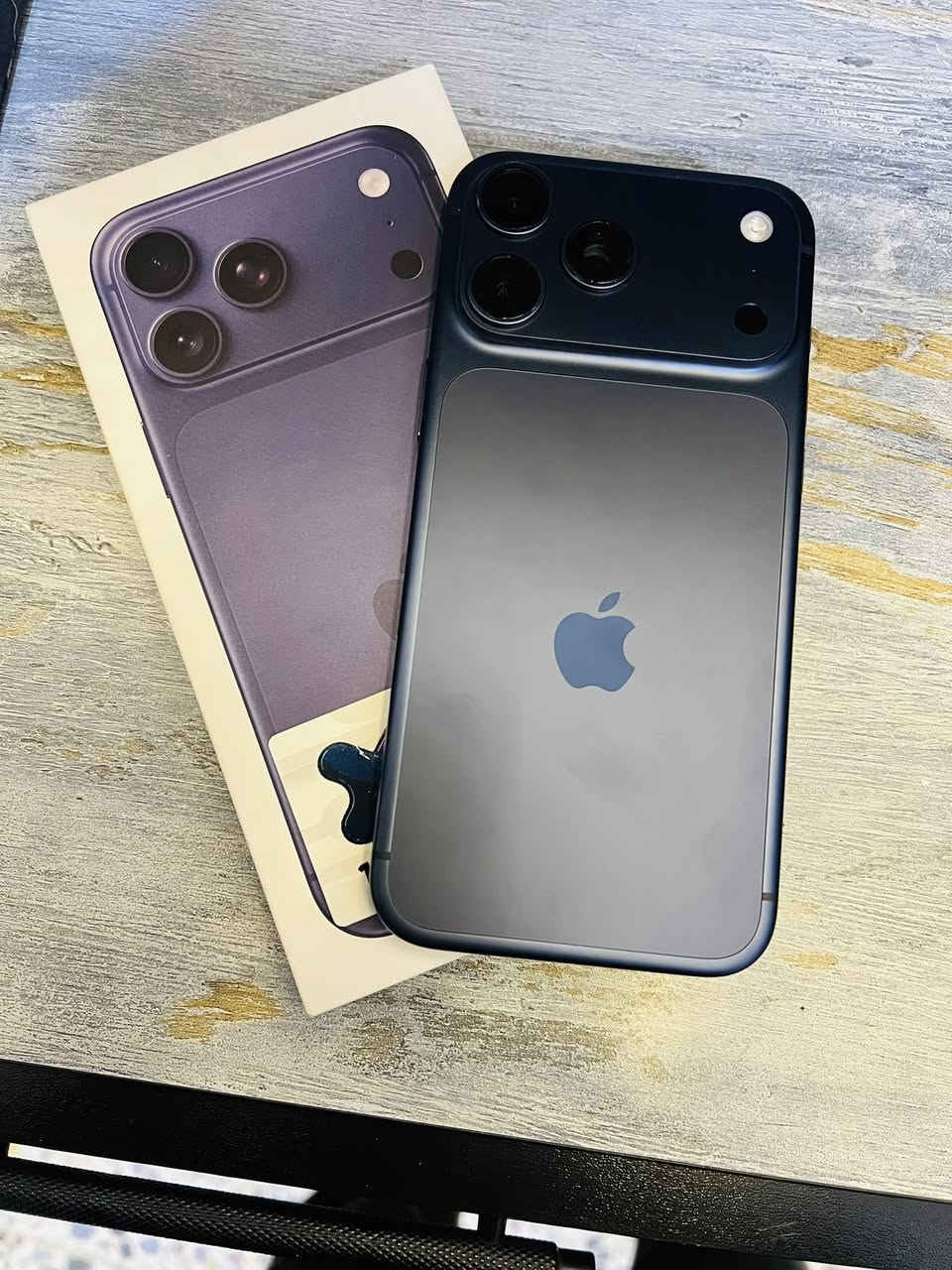 السلام عليكم
ايفون 17 برو ماكس ذاكره 256 بطاريه 100‎%‎ مشحون 30 مره جهاز كيبله بعده ما مفتوح  عربي ZA 

داخل الضمان 

للاستفسار 

***********
