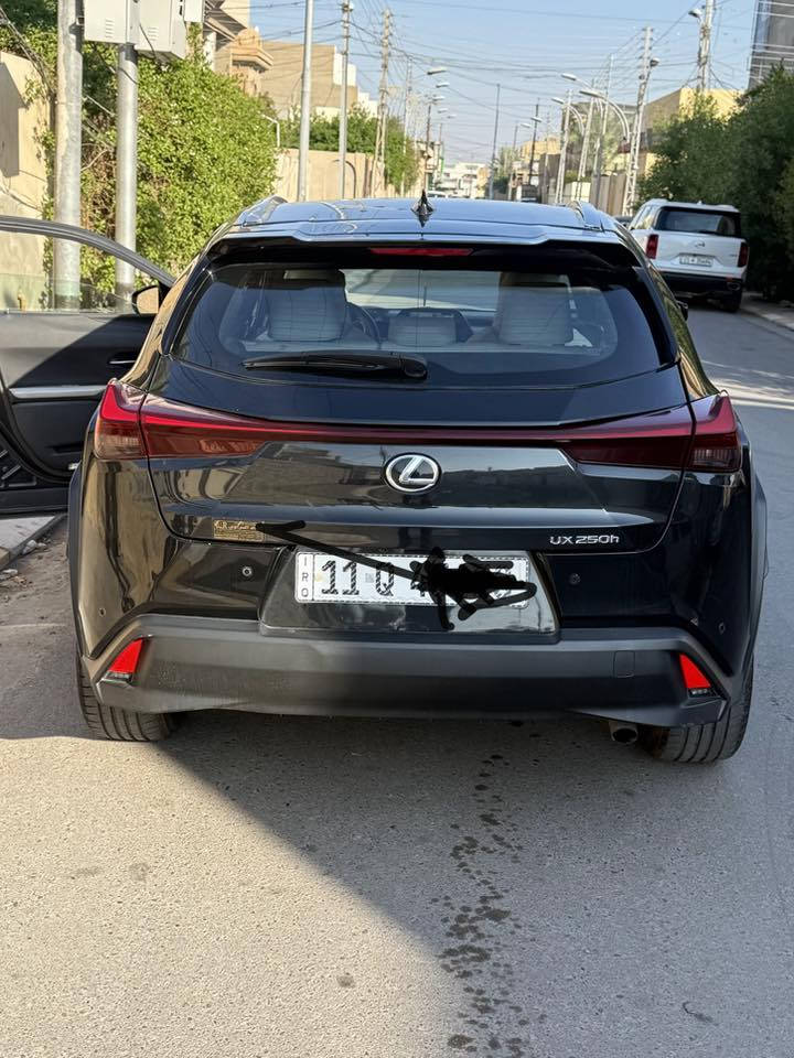 سلام عليكم بيع فقط

Lexus ux250h f sport 

 السعر 210                   السعر210         السعر 210

مديل 2023

فول مواصفات 

سقف بانوراما 

رادارامامي وخلفي

توقف ذاتي 

تحكمات ستيرن 

شاشة اوتو وكار بلاي 

نقطة عمياء 
قيادة ذاتية 

تحديد مسار 

تحديد سرعة 

انضمة قيادة /eco/Normal/sport

تحكمات كشنات كهربائية 

مانع تزحلق 

وارد امريكي  والسيارة نضام هايبرد محرك  والسيارة جداً اقتصادية 

وصور الحادث موجودة حادث بسيط مو قوي  سيارة قوية واعتمادية واكو تفاصيلهة بل يوتيوب فقط اكتب اسمهة وينطيك مراجعة كاملة 

عنواني الفلوجة رقم الهاتف ***********
