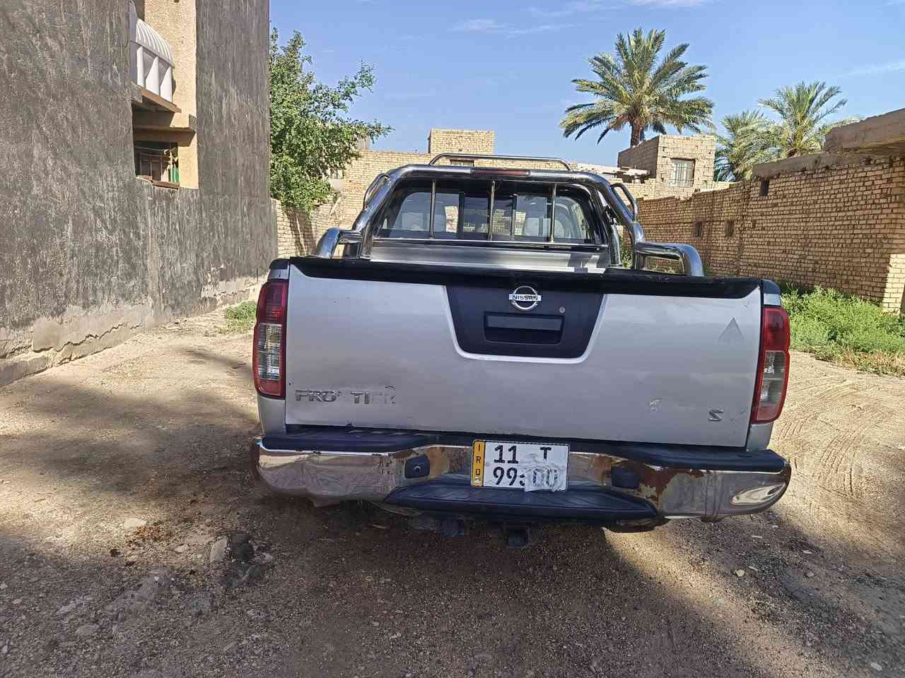 السلام عليكم نيسان فرونتر موديل 15رقم بغداد هزي جديد باسم مكان سياره بغداد المدائن محرك 6 سلندر سياره مصبوغ عام متجايه السعر 80 ورق رقم ***********

