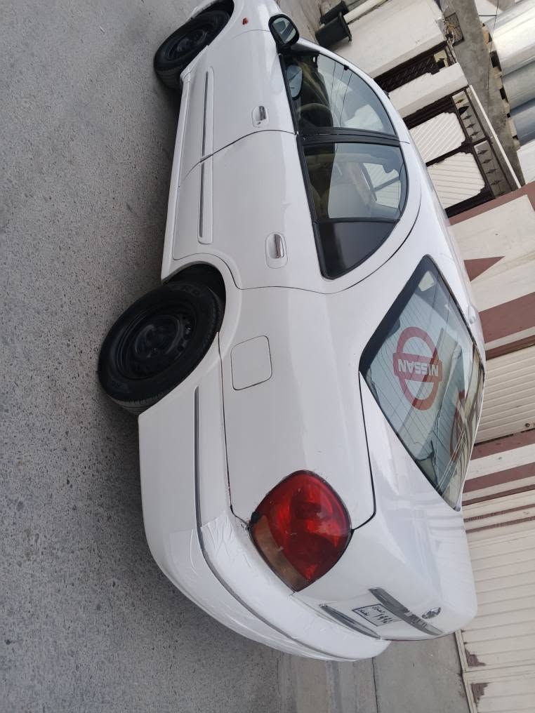 نیسان سەنی 
مەکینە سپی
چوارجام کارەبایی 
گئیر تۆماتیک سه یارەکە بڕاوەیە 
لەدواوە قرچێکی بەسیتی هە یه
تبرید ساردو گەرم مەزبووتە 
گێڕ و مەکینە بەشەرت 
ڕۆنی تازە گۆڕاوە 
چوار تاییە یی وەستی لەسەر سەیارەکە پاک و پوختە ماڵی دۆست و ناسیاوە  خەزمە
نرخی43کەمئک مجال
ناونیشان پیرمەگروون
ژمار*********** السليمانية, العراق
