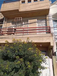 بيت زراعي • بين الصحة والستين • ٥٠م