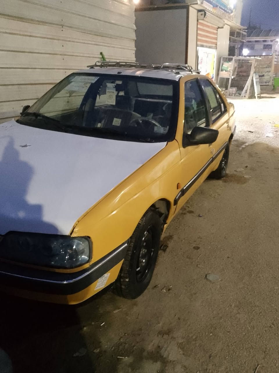 السلام عليكم من رخصت مدير الكروب
بيجو 405جي ال اكس موديل،2012✅
سياره حلوه وجاهزه كبل للشارع مال خبزه 
كبر او مكينه خير من الله تخم تاير ويل جديد
دواخل نضيفه السياره حلوه يرادلها شوييه ترتيب ✅
السياره سنويه (2029) هزه جديده 
مصفره هيئه وغرامات بسمي السياره ✅
مكان السياره بغداد الكماليه 
السعر 33 وبيها مجال ولماعنده ياخذها بلاش 
للتصال ***********
