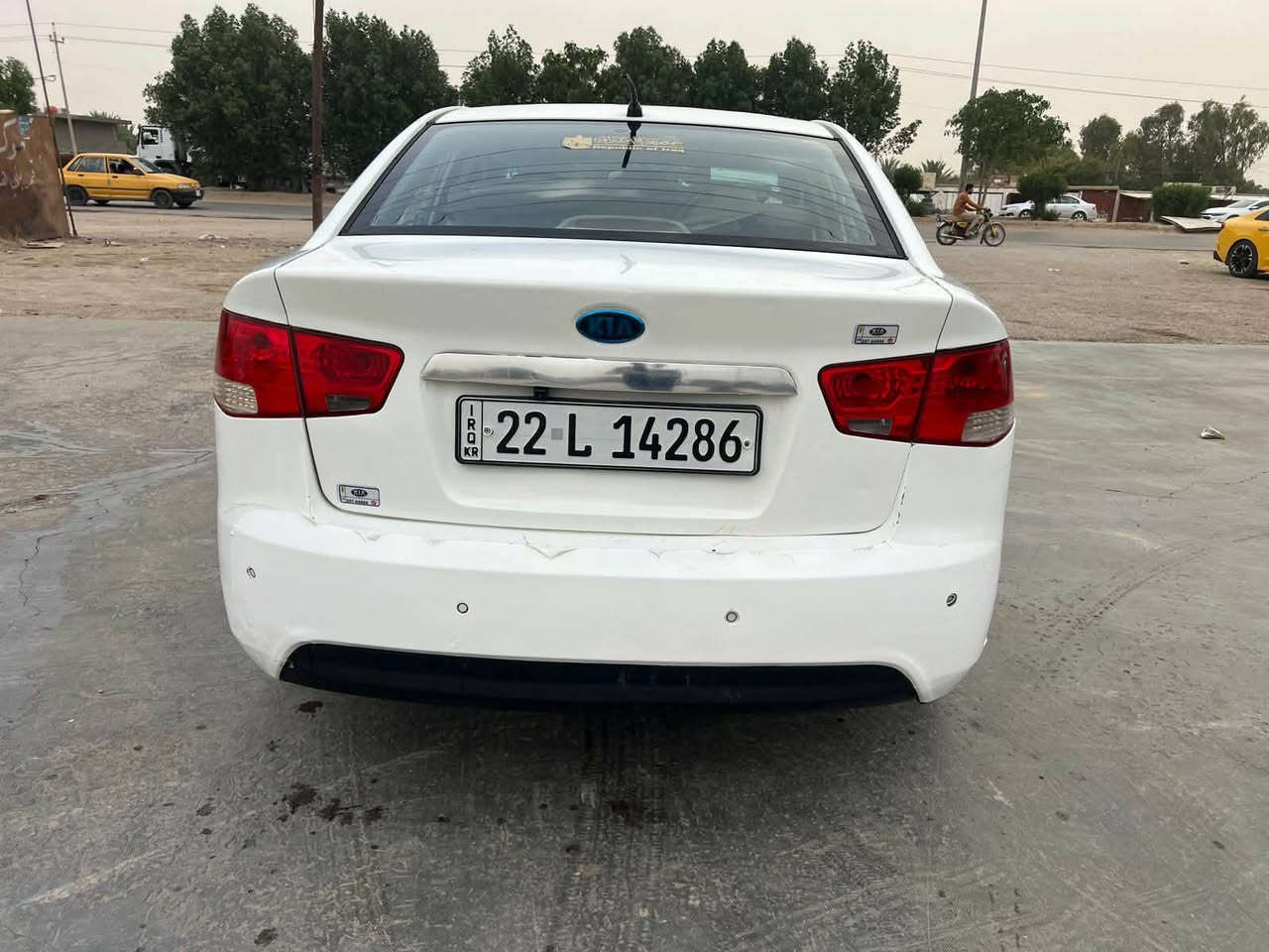 سيراتوا خليجي ٢٠١١
سنويه ورقم جدد باسمي لل٣١
كفاله عدا قاعدة الرقم الي بالجنطه صبغ
مكينه وكير ٦ نمر 
كير ومحرك وتبريد وحداديه وكشر كفاله كامله مابيها نقص برغي واحد 
السيارع جاهزة السعر 105
 العنوان الديوانيه الشافعيه 
‏‪***********‬‏ ديوانية, القادسية
